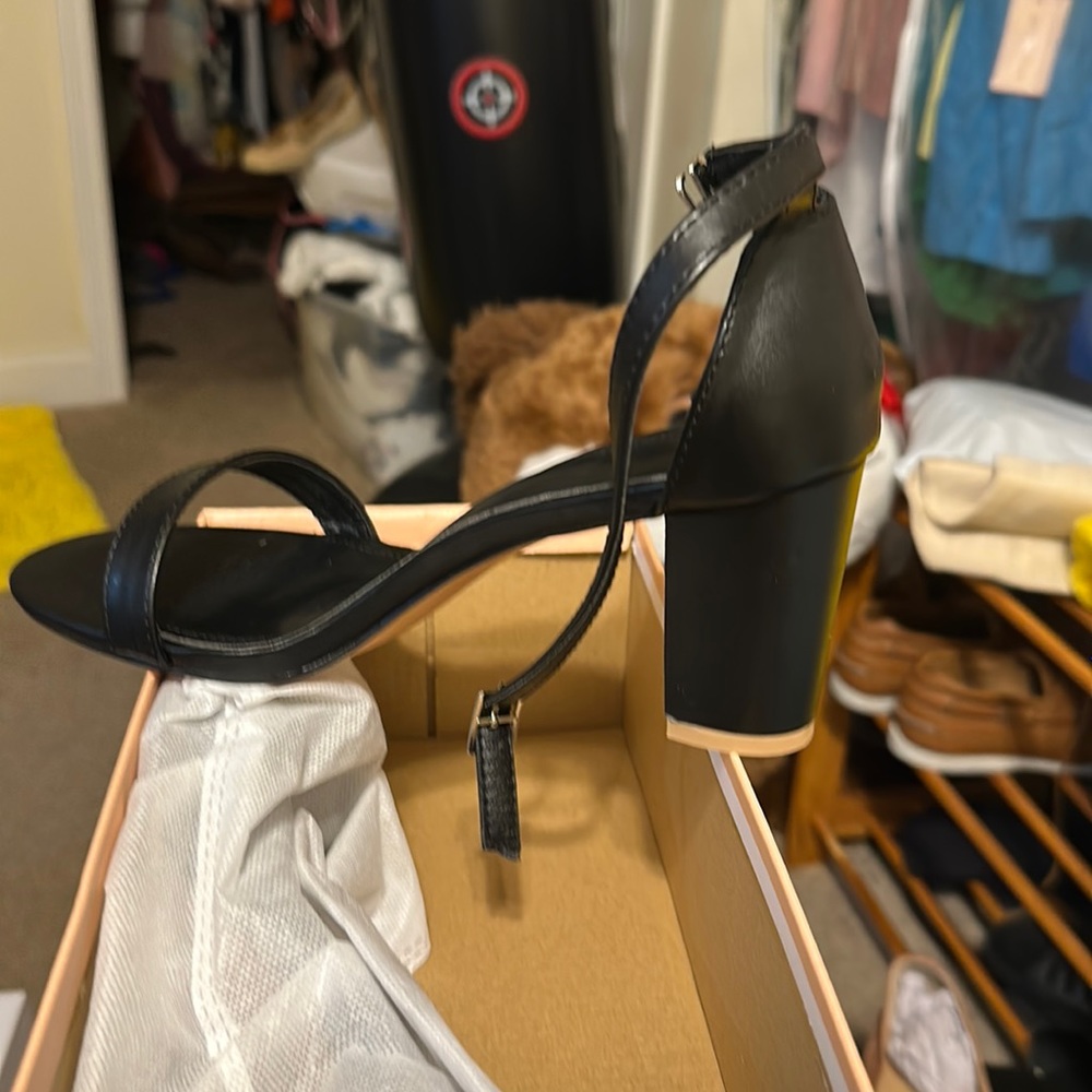 Brand New leather ankle strapped heels 3 1/2 inches, support ankle straps